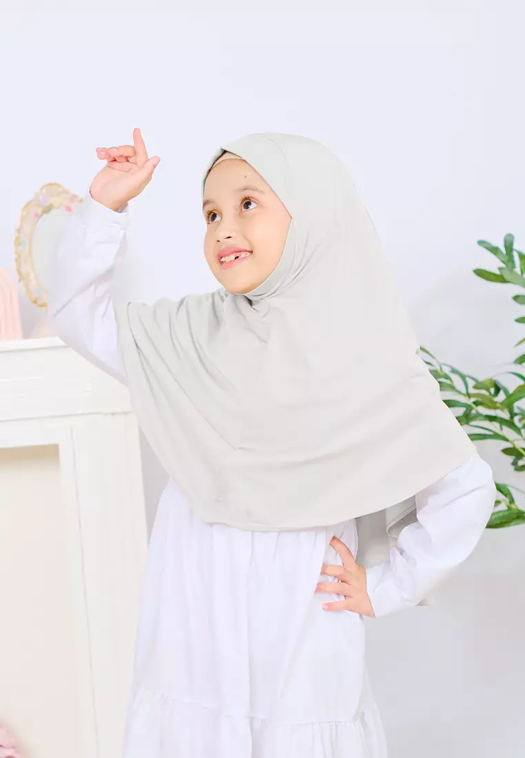 Cotton Bee - Jennaira Bergo Dagu | Hijab Instan Anak Non Pad - S