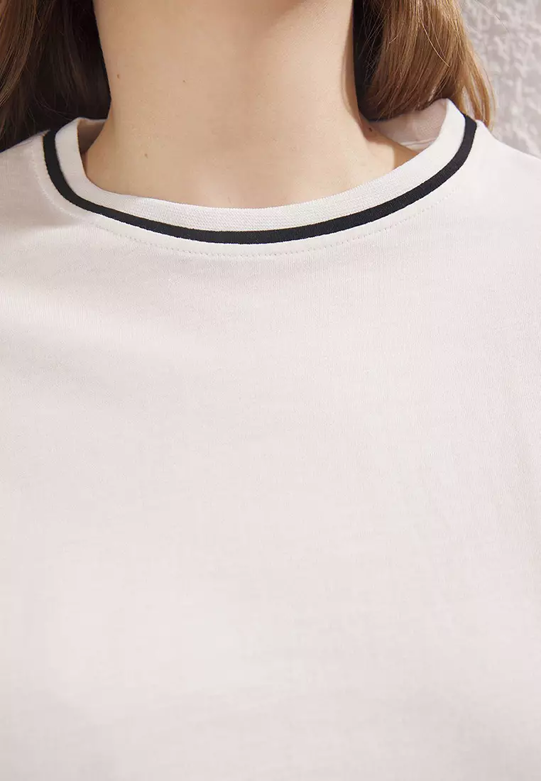 Ecru Crew Neck with Piping Detail Basic Plus Size T-shirt TBBSS25BF00050