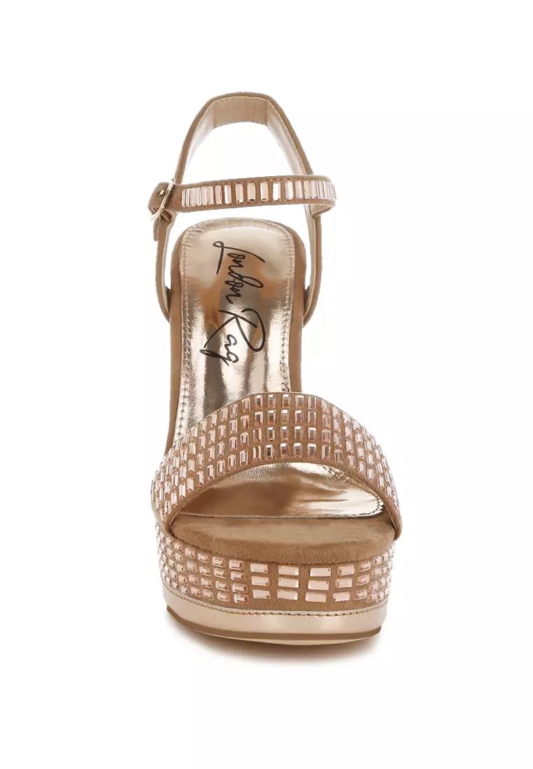 Sepatu hak bertali pergelangan kaki berhiaskan berlian imitasi warna cokelat