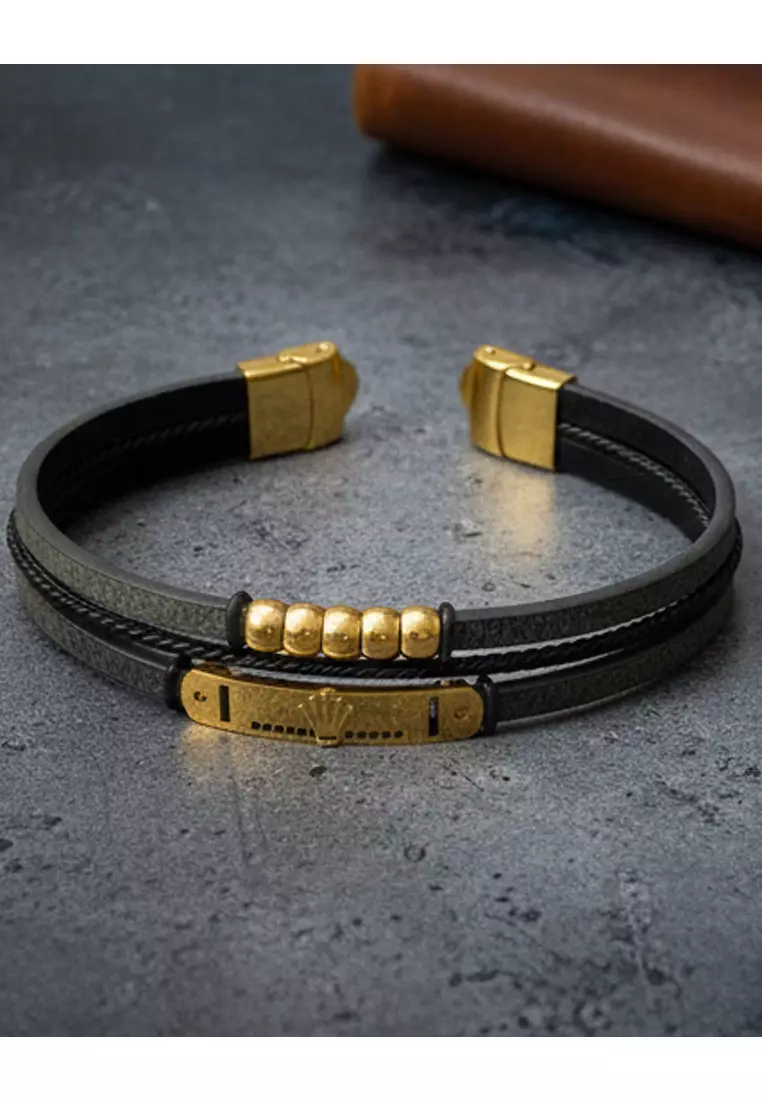 Aksesoris Gelang Pria Accessories Pria Crown Charm Leather Bracelet Gelang Pria Black & Gold