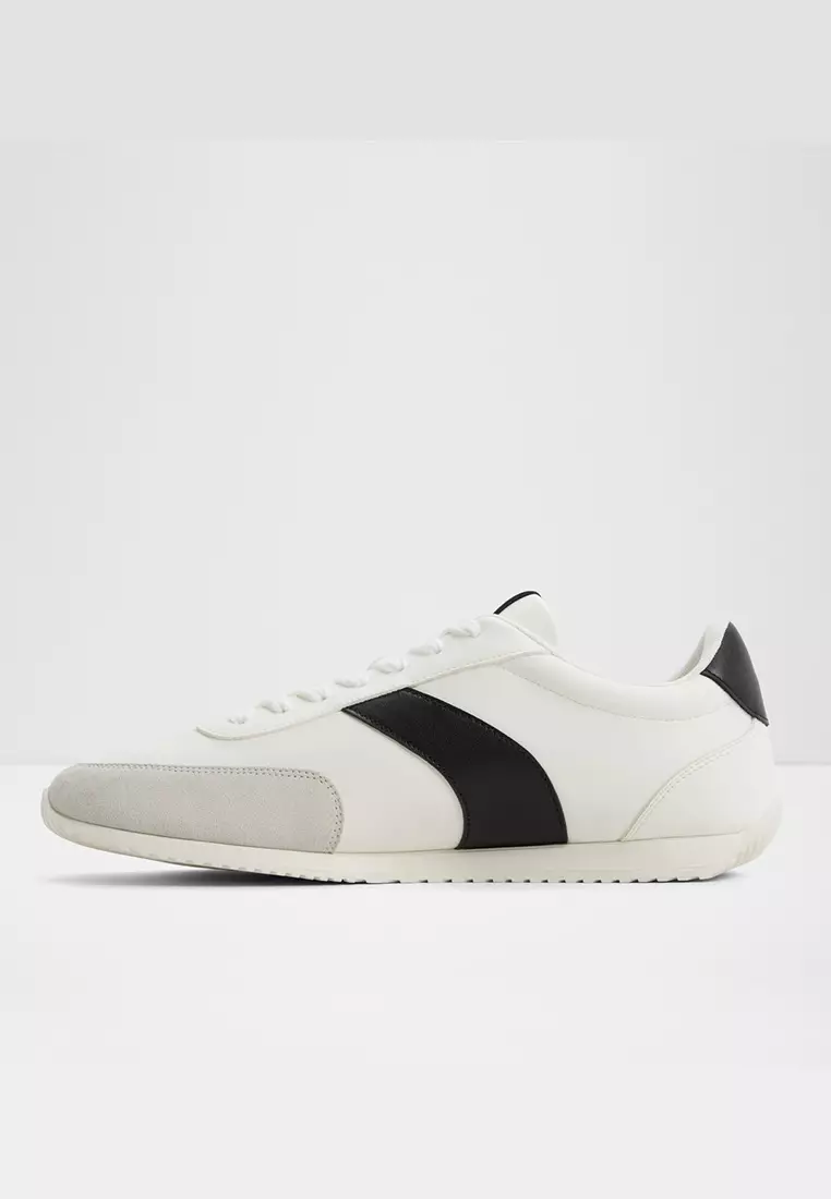 Nathaniel Low-Top Sneakers