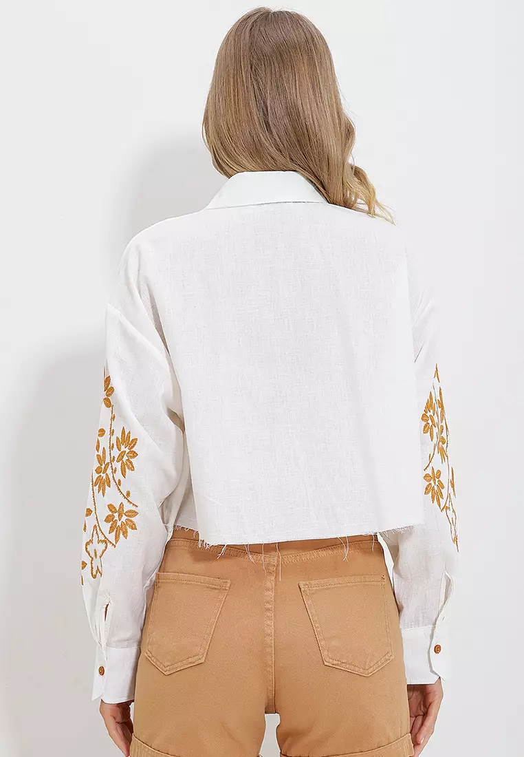Embroidery Crop Shirt