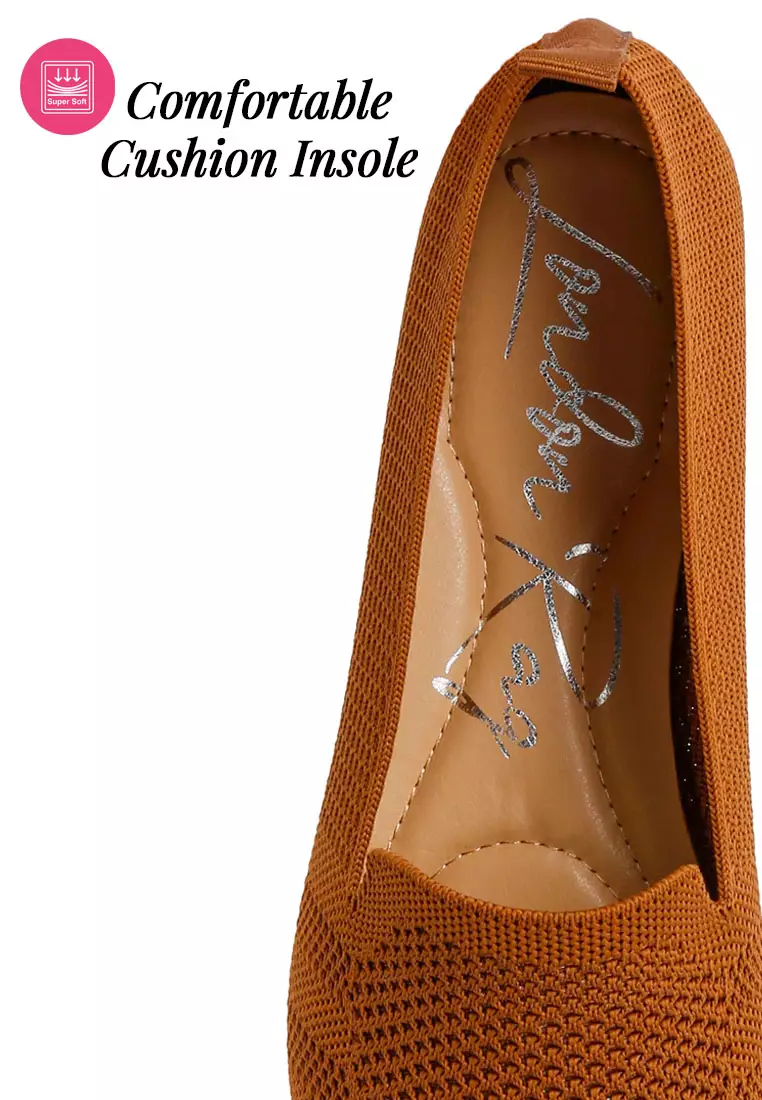 Knit Textile Solid Flats in Tan