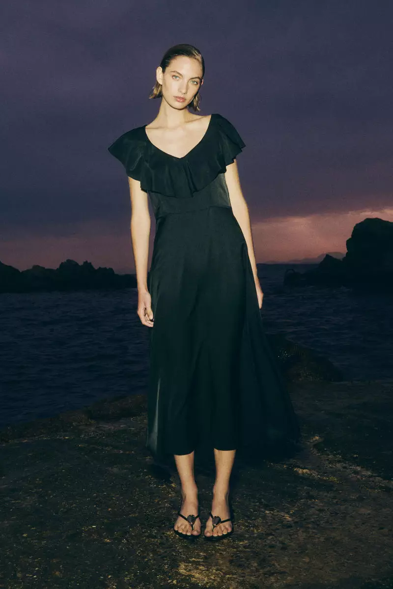 Flounced dress