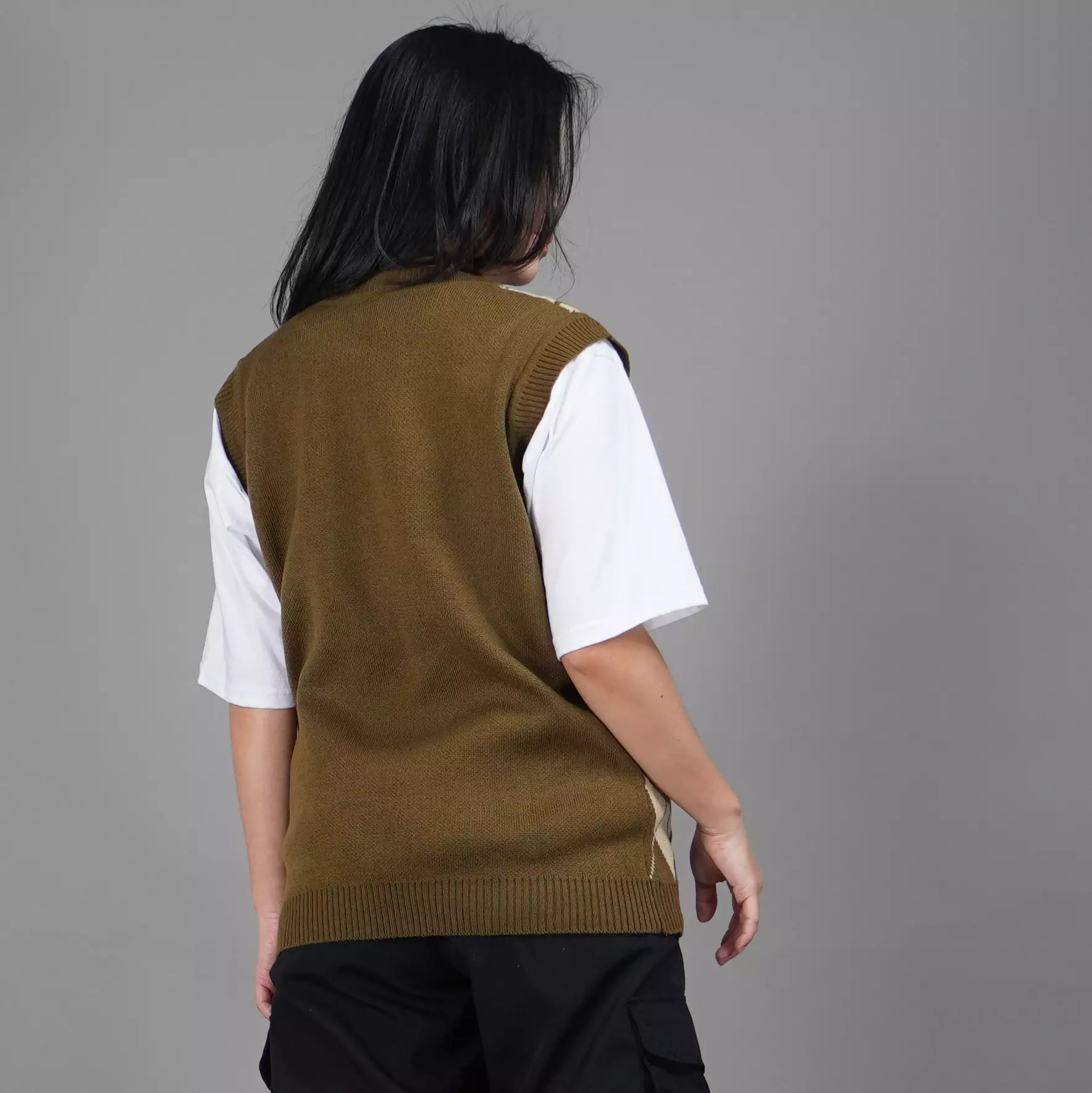 Jual Okechuku VEST WINDY Kardigan Rajut Motif Ketupat Knit Cardigan ...