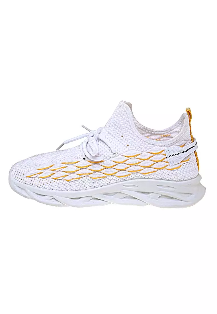 Chayton Sepatu Olahraga Pria Kasual Running Sport Material Flyknit ORIGINAL - White