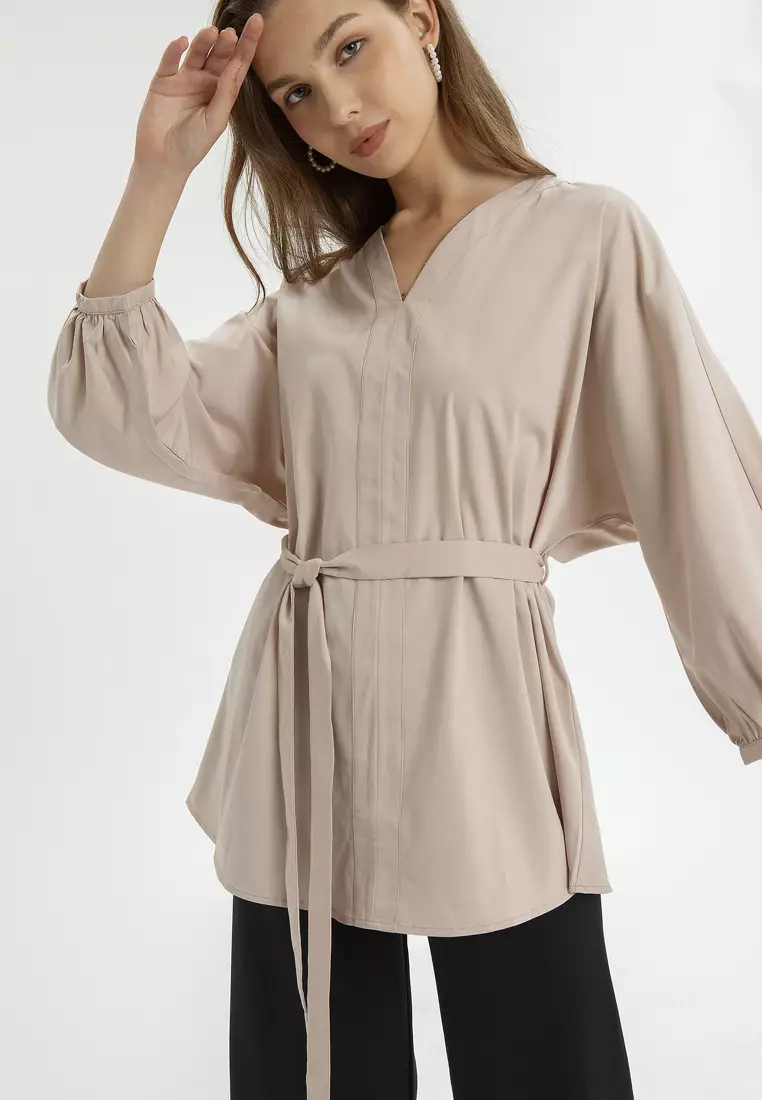 Minimal Bitna Blouse Latte