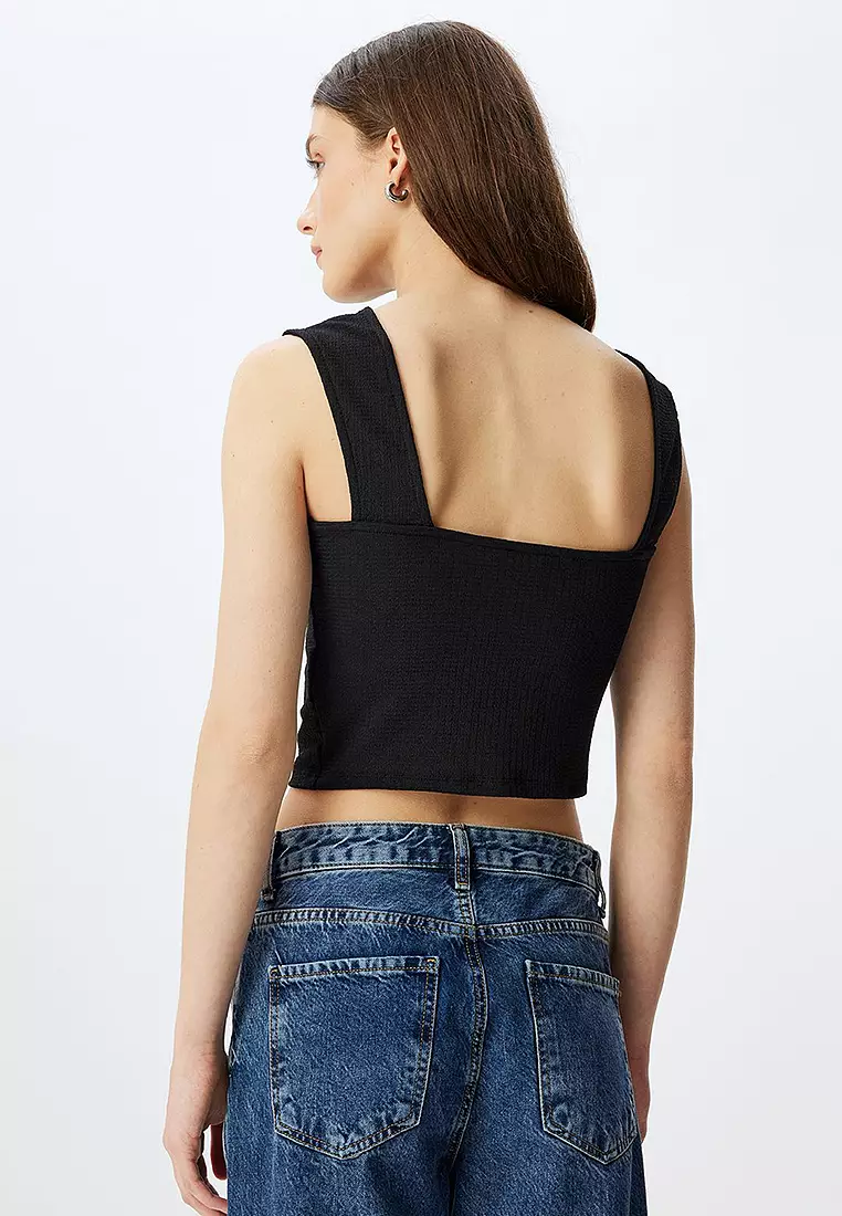 Textured Back Cleavage Detail Sleeveless Crop Top