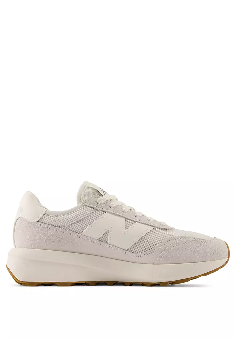 370 Classic Lifestyle Shoes