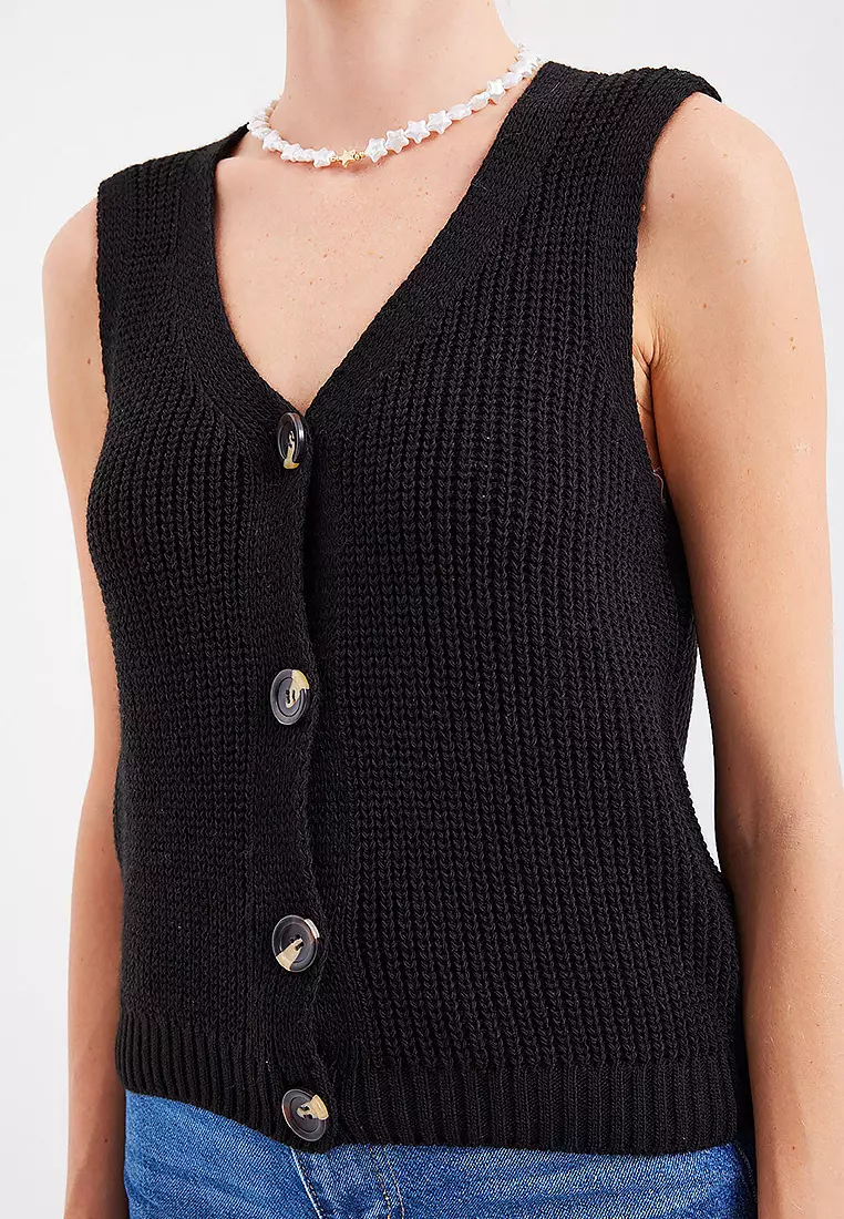 Buttoned Short Knitwear Vest Black