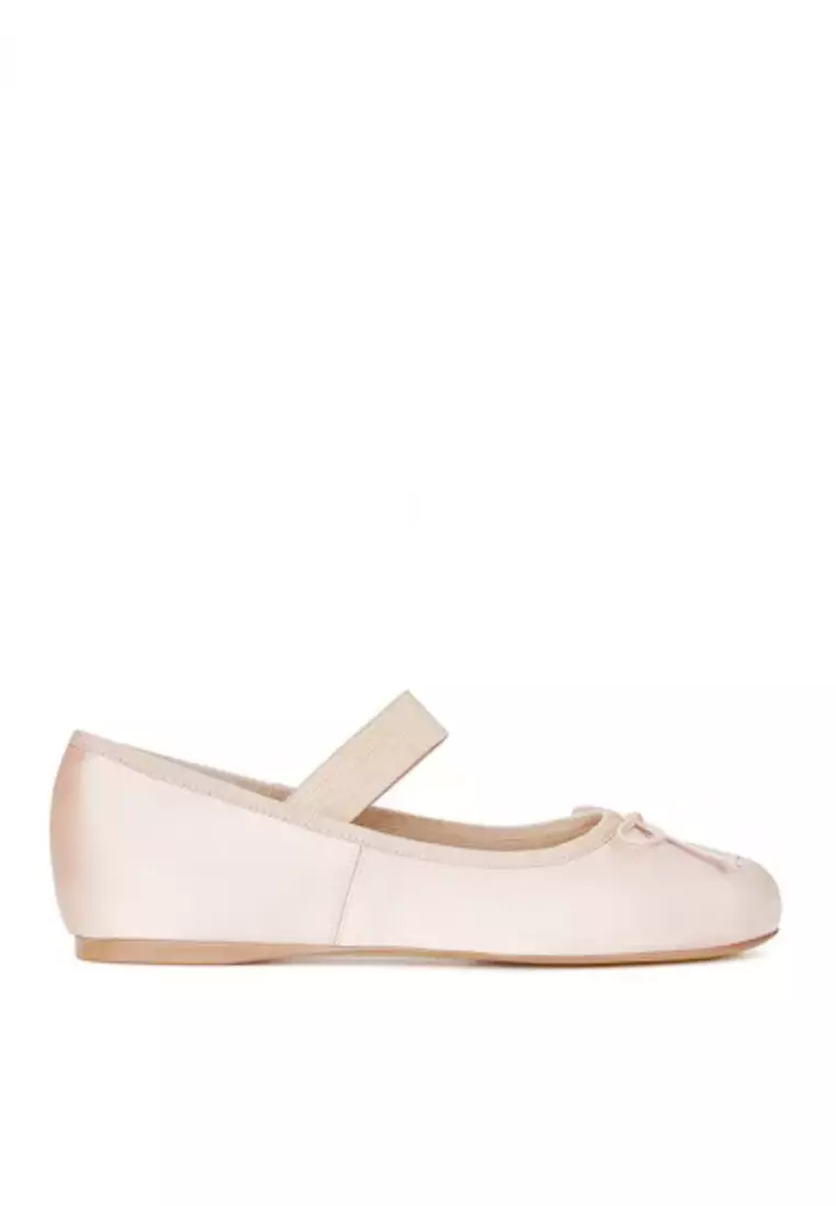 Discount on Twenty Eight Shoes  shoes - SKU: VANSA Silk Satin Bow Low Heel Shoes VSW-F666