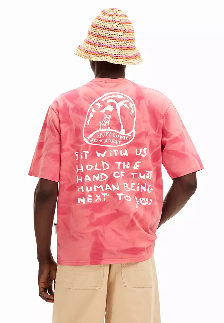 Desigual Man Printed T-shirt with gradient effect.