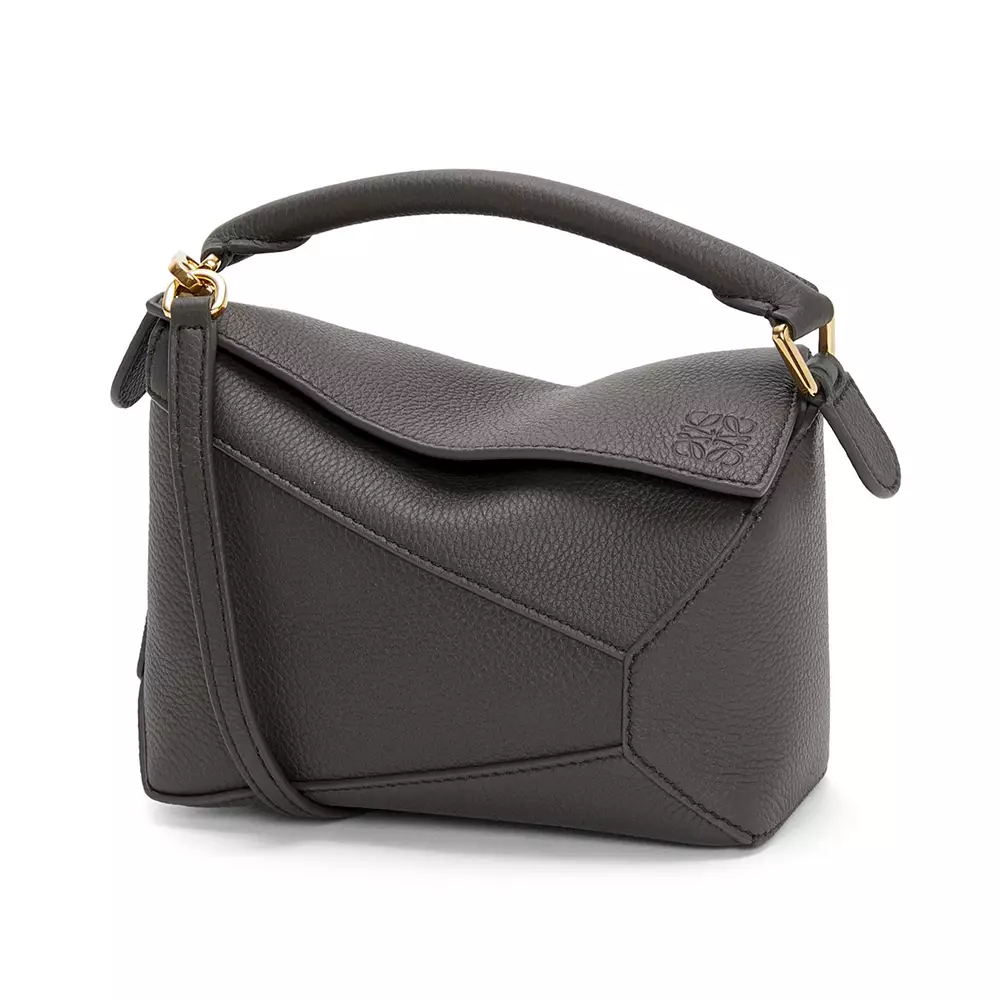 Loewe Original Official Store di ZALORA Indonesia