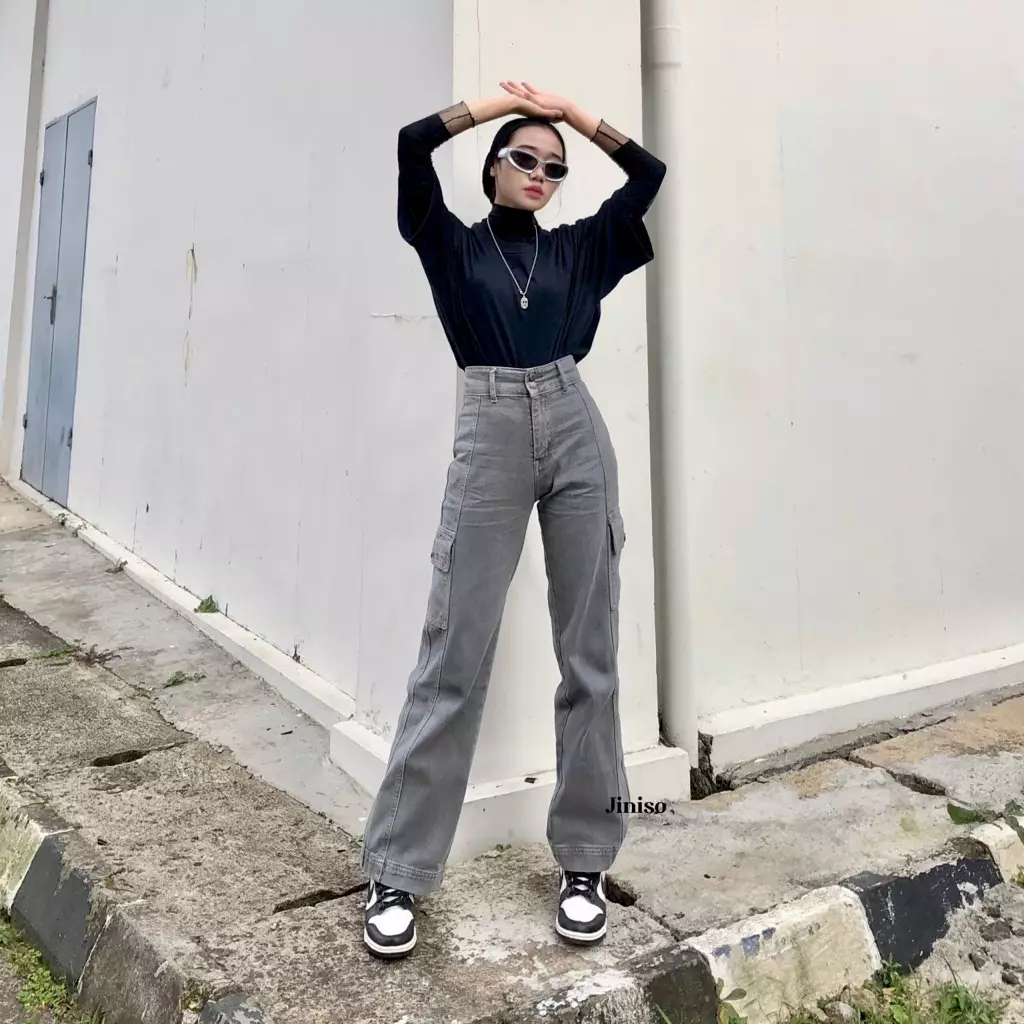 Highwaist Cargo Loose Jeans 408 HANDS UP