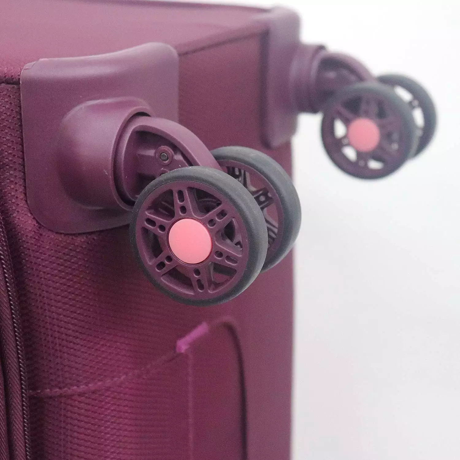 HUSH PUPPIES LUGGAGE SOFTCASE ORIGINAL CABIN 69-3145-VIOLET