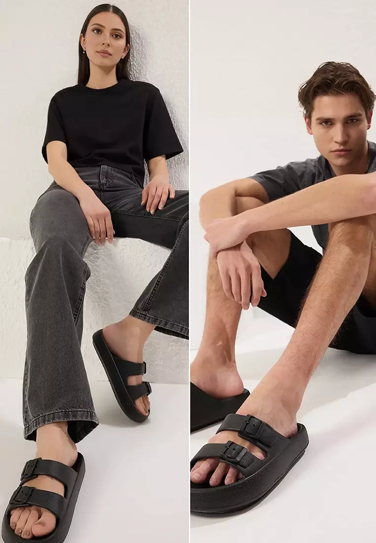 Black Double Banded Buckle Detailed Light Sole Unisex Slippers Takss25Te00019