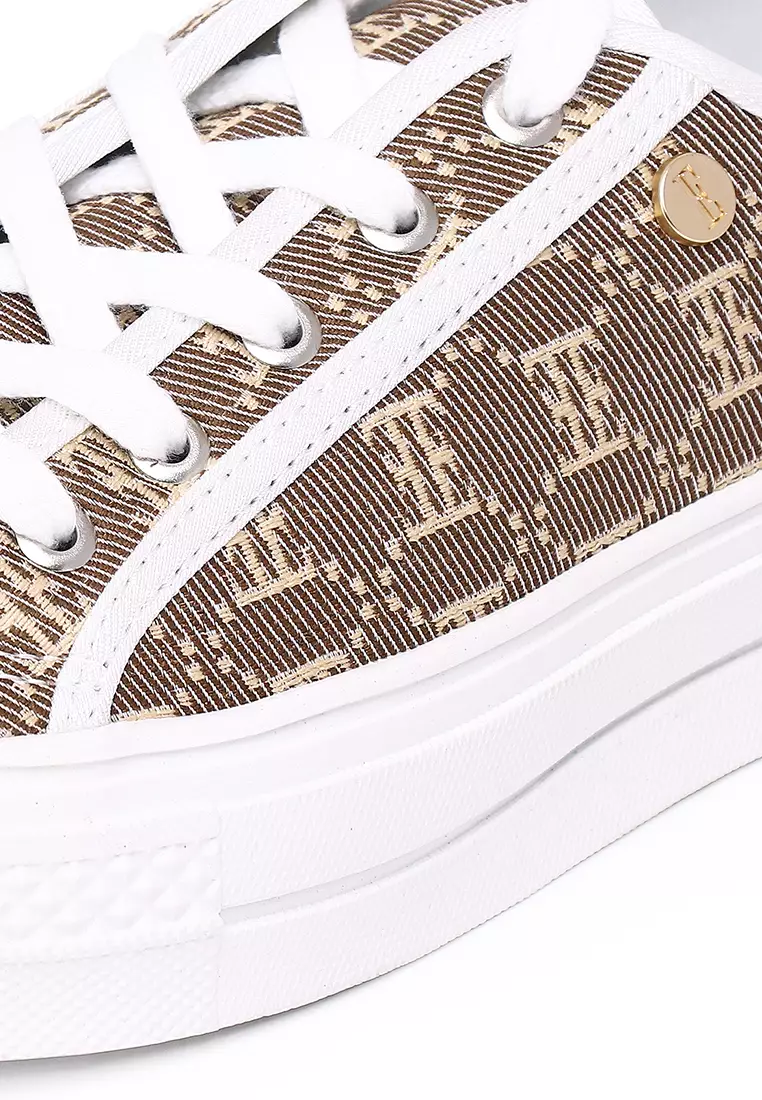 Roxanne Comfy Fit Footbed Sneakers