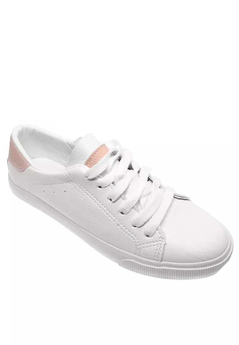 White sneakers lace up sale