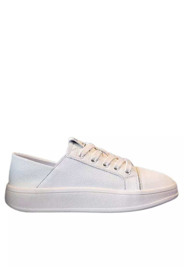 Discount on Twenty Eight Shoes  shoes - SKU: Two Wear Style Causal Leather Sneakers Rx6602-1