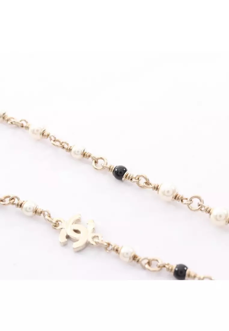 Pre-Loved Chanel Year's Gift 2025 coco mark Bambi necklace GP Fake pearl Rhinestone gold white green G26C