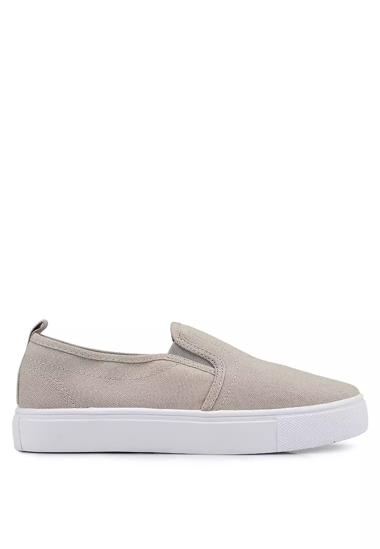 Discount on ASOS Design  shoes - SKU: Dotty Slip On Plimsolls