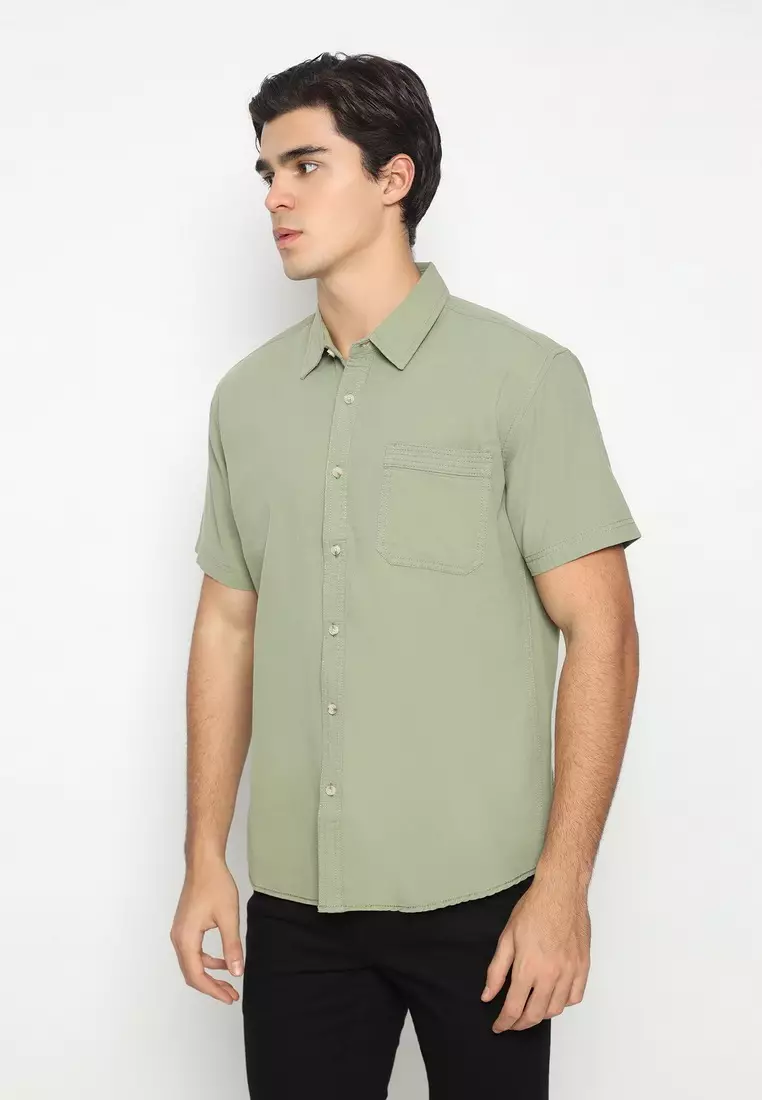 POLICE Kemeja Polos Cotton Hijau Regular Fit Pria