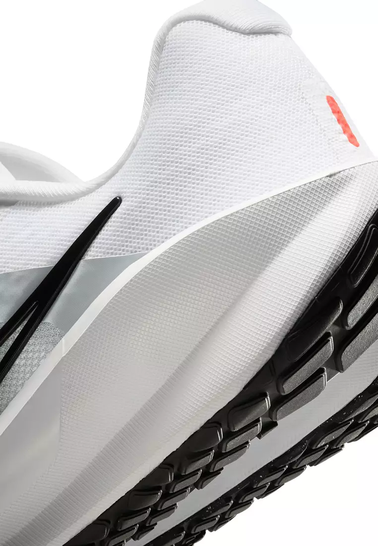 Downshifter 13 Road Running Shoes