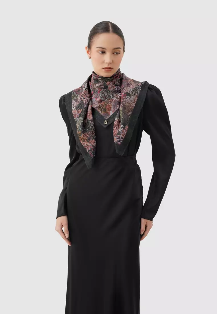 Holiday 3 Voile Square - Charcoal Frost