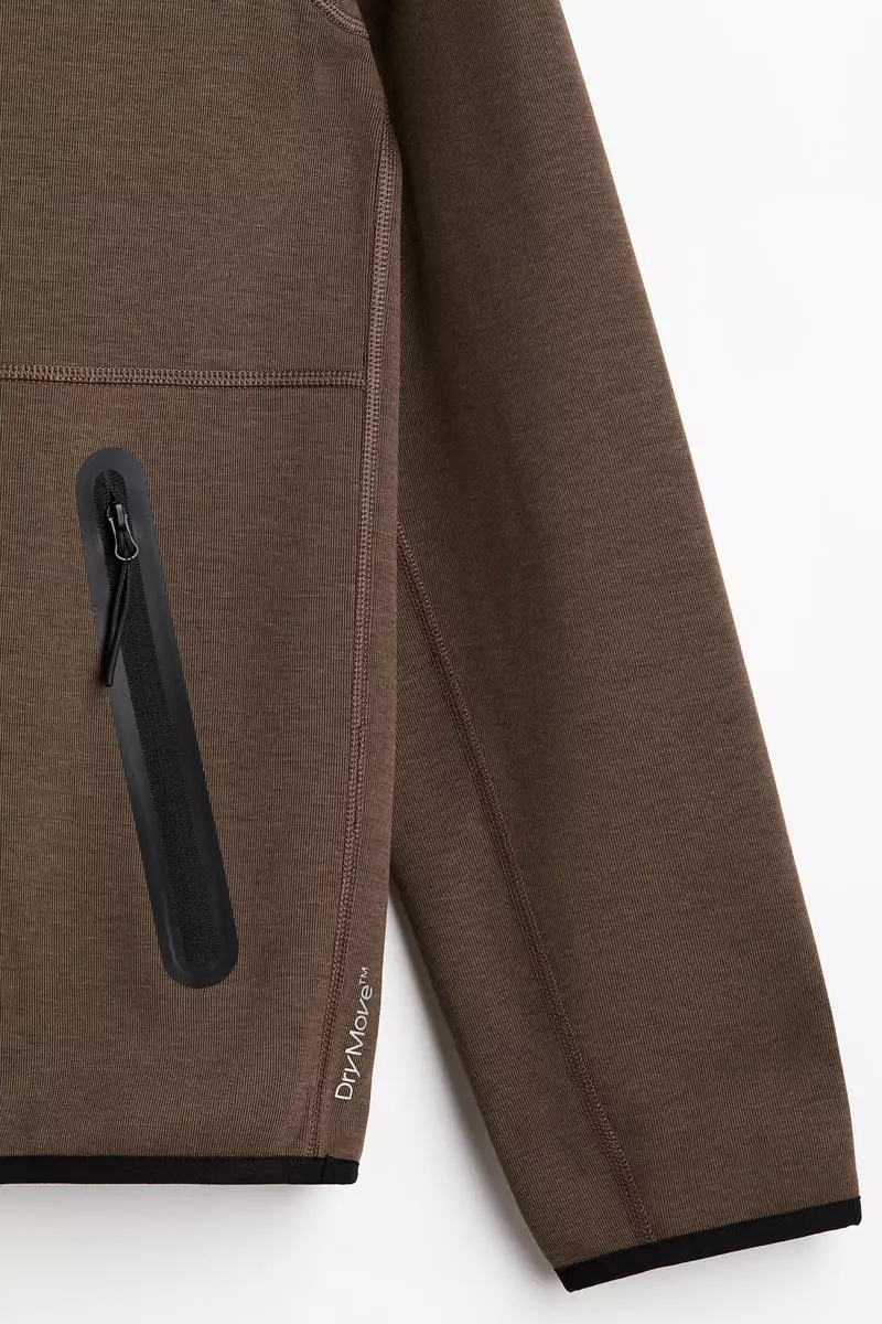 Regular Fit Sports top with DryMove™