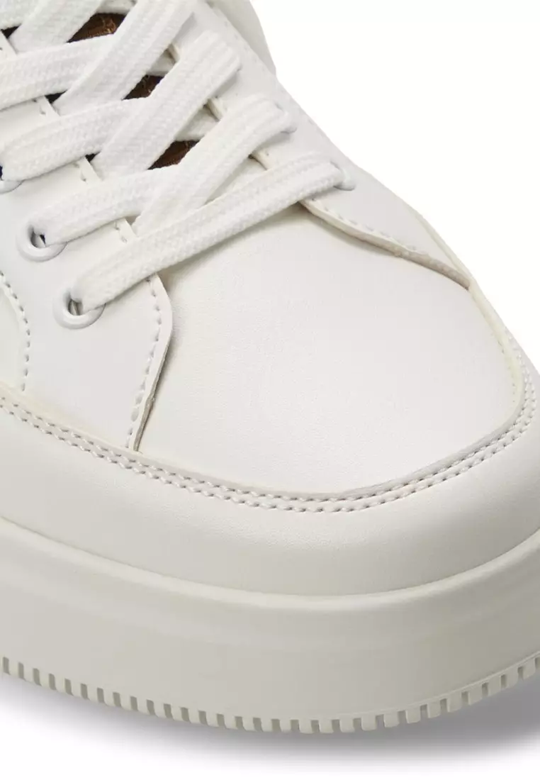 Shadwell Low-Top Sneakers