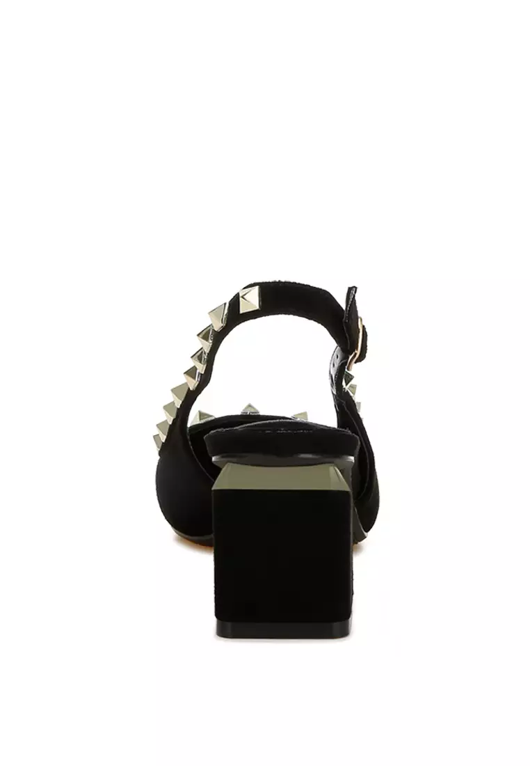 Sandal Microfiber Hiasan Stud dalam Warna Hitam