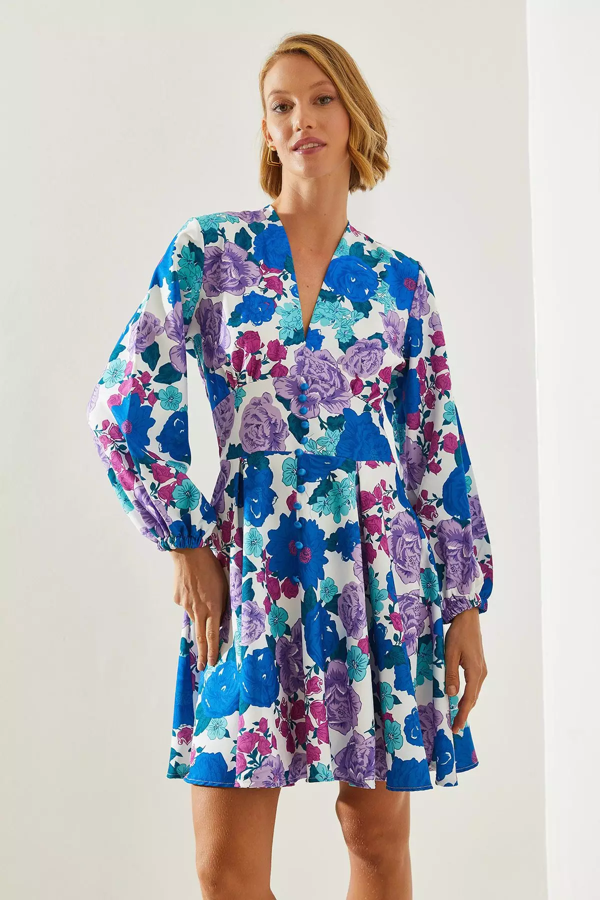 Women's V-Neck Button Detailed Floral Patterned Dress 21400 60251671