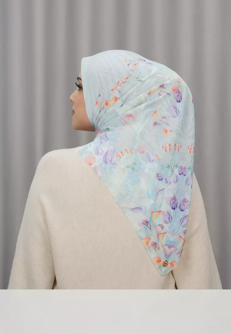 Tulip Voile Square - Pearl