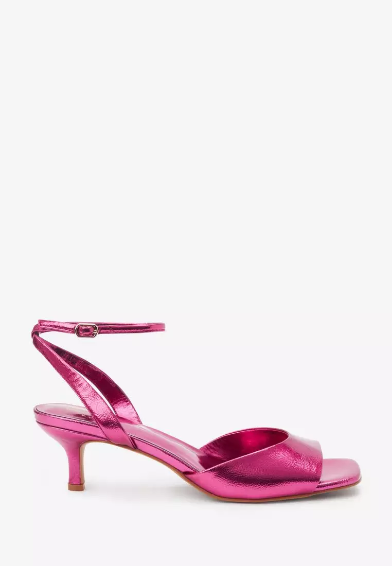 Forever Comfort Metallic Kitten Heel Sandals