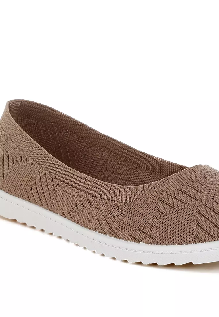 Knitted Flat Ballet Flats in Taupe