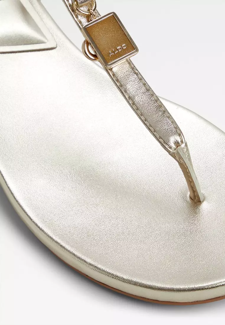 Adwelahar Flat Sandals