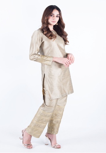 Buy Begum Glam Gold from Ann Khan Exclusive in Gold and Brown only 220