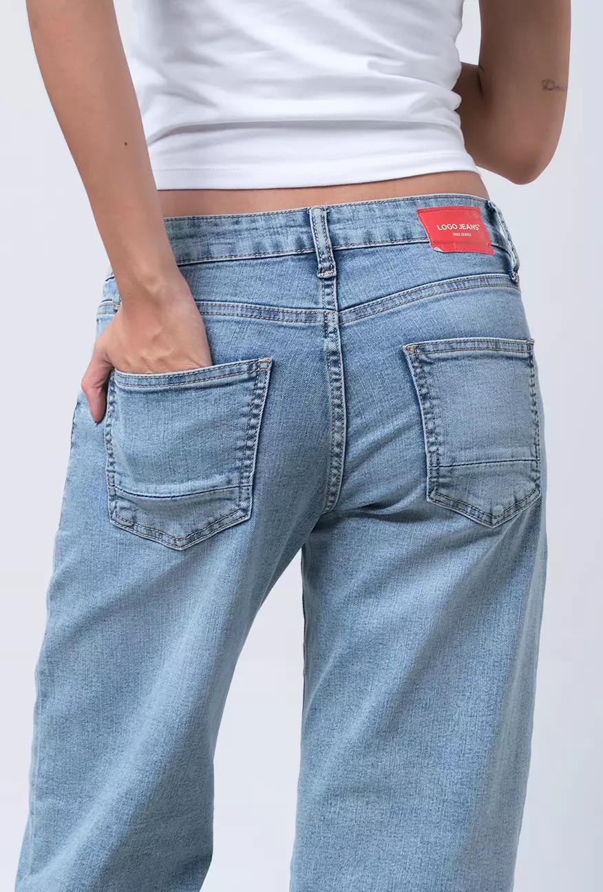 Celana Jeans Wanita Ruby Light Blue