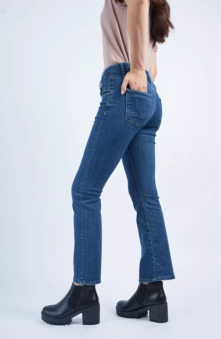 Celana Wanita Bootcut I1 Series Medium Blue