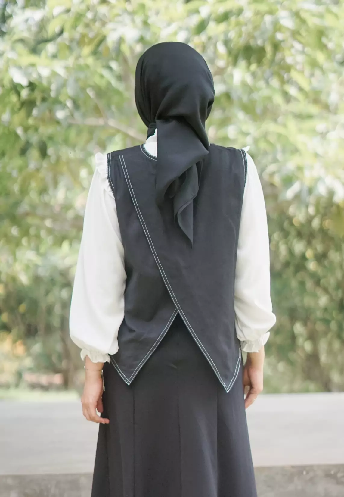 Selline Ribbon Vest - Black