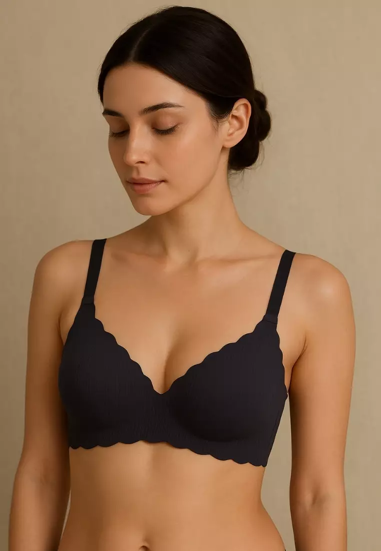 Premium Martha Scallop Seamless Wireless Push Up Bra in Black