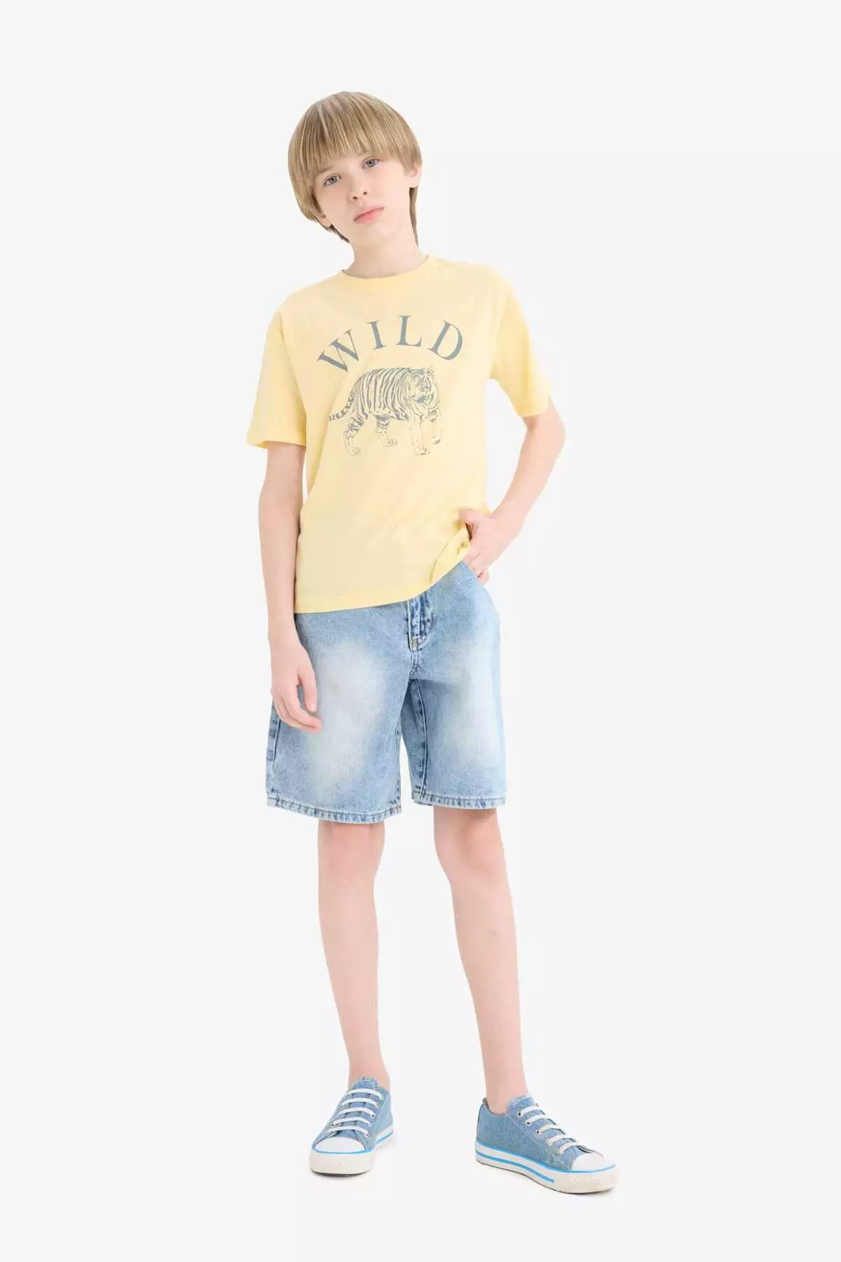 Boy's Crew Neck Printed Short Sleeve T-Shirt F0181A825Sm