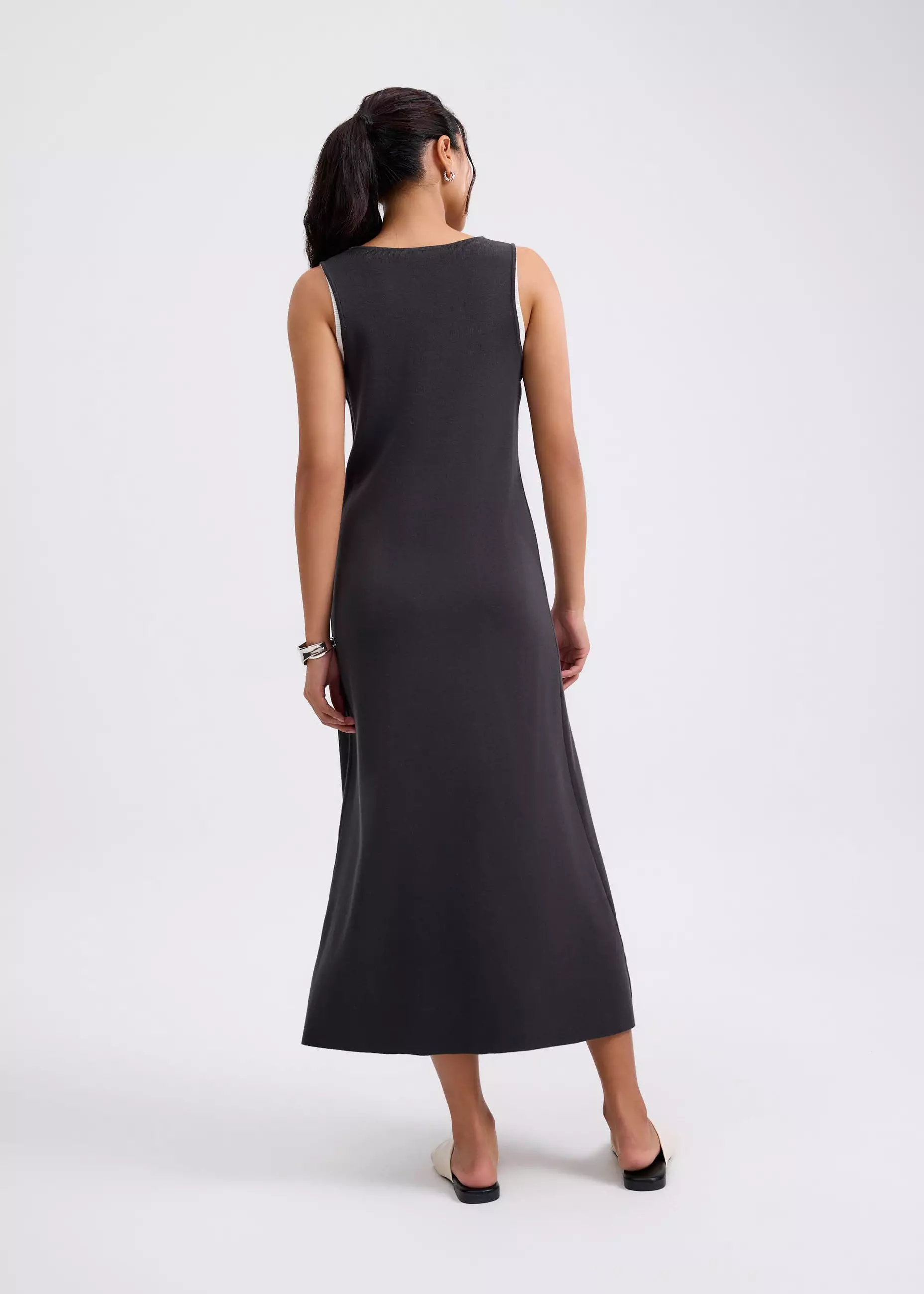 Dress Wanita - Layered Knit Scoop Neck A-line Midaxi Dress