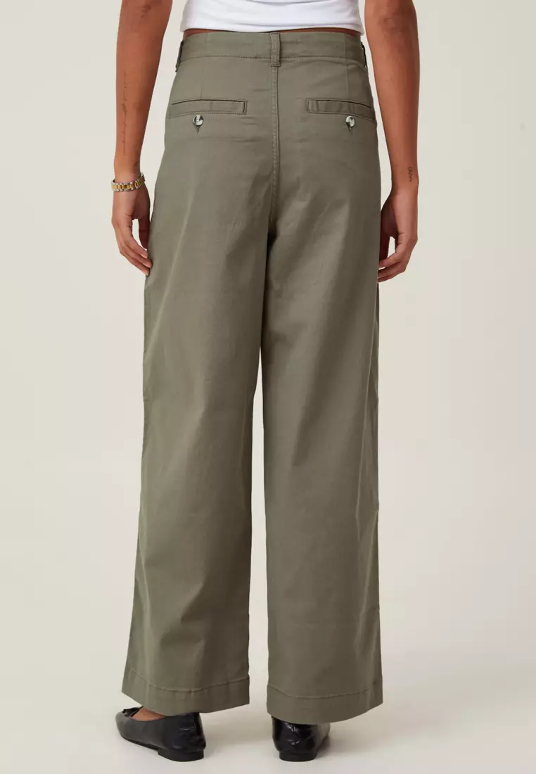 Buy Cotton On Charlie Chino Pants Asia Fit 2025 Online | ZALORA