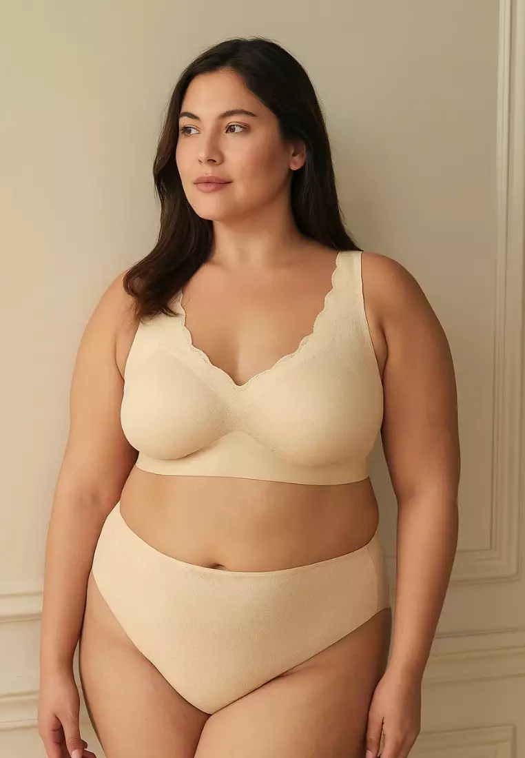 2 Pack Premium Remi Lace Plus Size Seamless Wireless Paded Push Up Bralette in Nude and Black