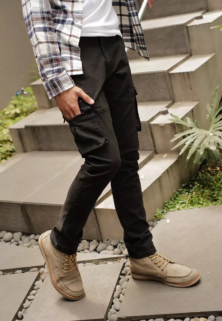 Celana Panjang Cargo Asymetric Stretch Cotton Oxcon Black