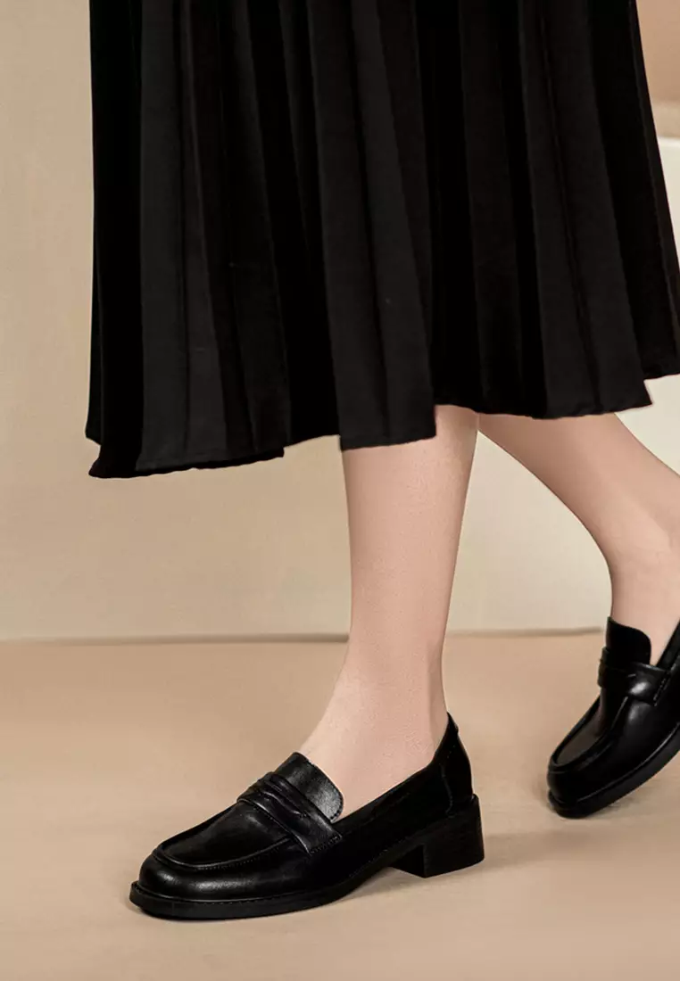 Round Toe Classic Leather Loafer TE912-2