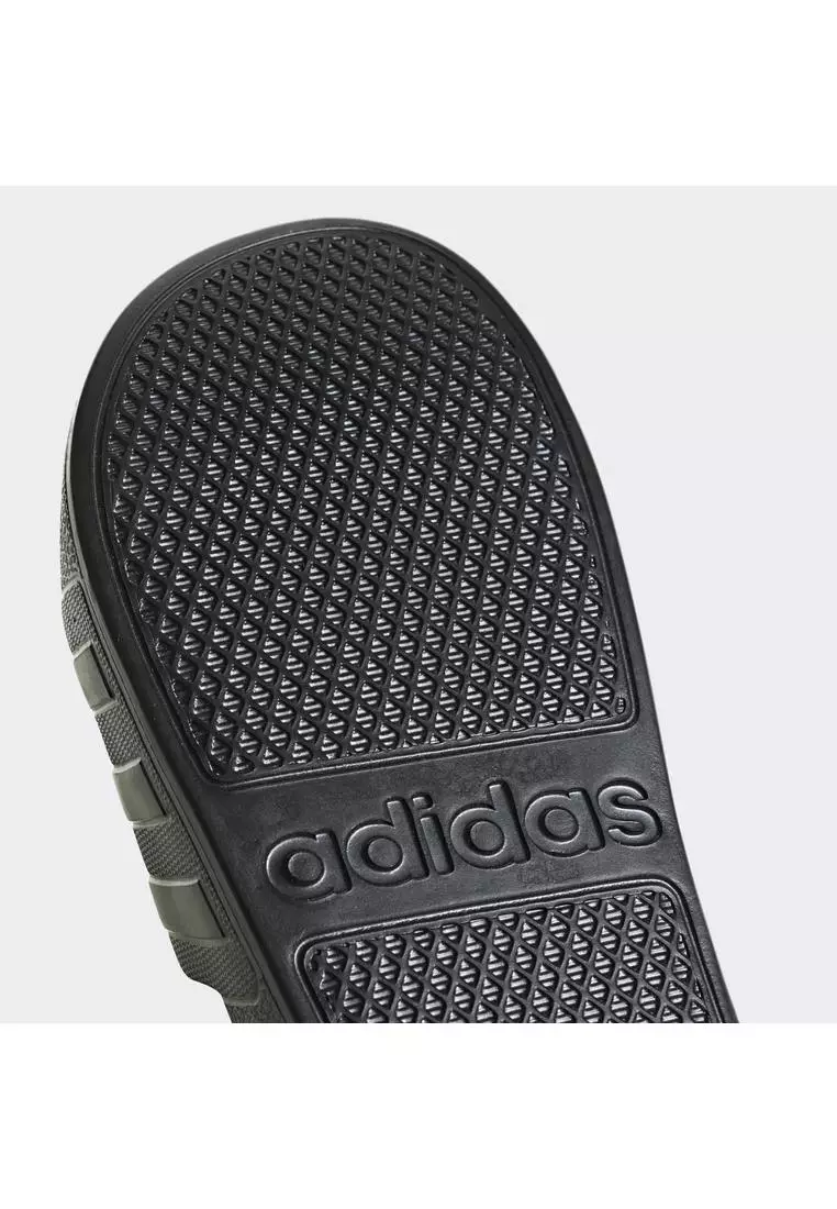 Adilette Aqua Slides