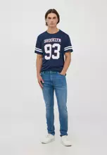 Medium denim blue