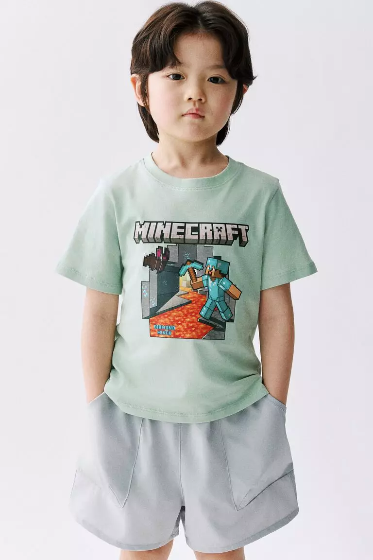 T-shirt